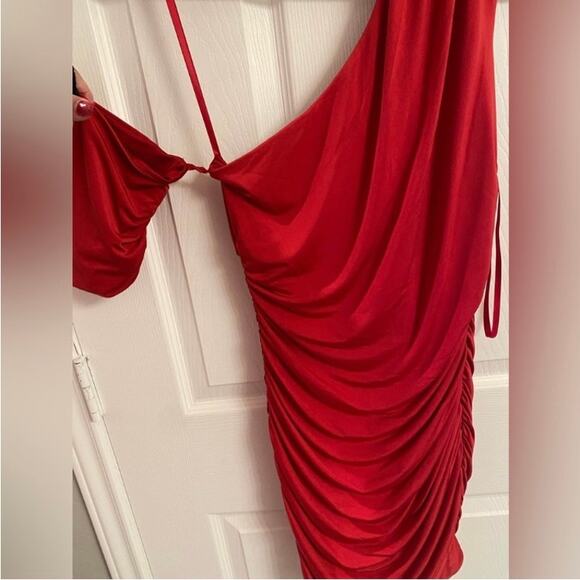 AQUA Formal One Shoulder Ruched Mini Dress Size S Red Cocktail Holiday Valentine - Picture 3 of 8